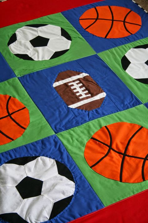 Basketball Quilt, Kid Quilts Patterns, Baseball Quilt, Football Quilt, Rag Quilt Tutorial, Kid Quilts, Boys Quilt Patterns, Sports Quilts, Orange Circle