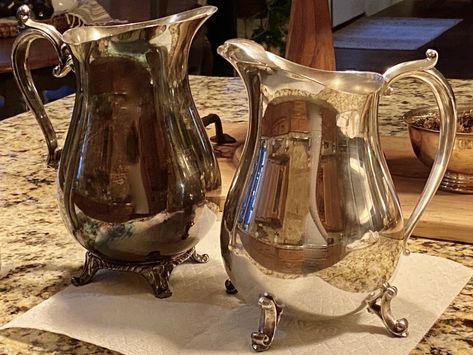 Nature, Upcycling, Uses For Old Silver Tea Sets, Flowers In Silver Teapot, Using Silver Pieces To Decorate, Repurposed Silver Serving Pieces, Decorating With Old Silver Pieces, Silver Pitcher Decor Ideas, Upcycle Silver Tea Set