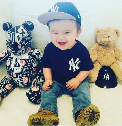 Yankees Baby, Yankee Hat, Yankee Stadium, Derek Jeter, Father And Son, Teddy Bears, New York Yankees, Bears, Teddy Bear