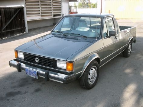 Diesel Power : 1981 Volkswagen Rabbit Pickup LX - http://barnfinds.com/1981-volkswagen-rabbit-pickup-lx/ Vw Rabbit Pickup, Small Pickup Trucks, Vw Caddy Mk1, Vw Pickup, Small Pickups, Volkswagen Rabbit, Vw Rabbit, Vw Classic, Best Barns