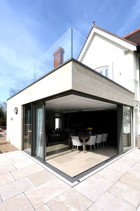 Winter Hill used open corner #slidingdoors to create an open, frameless corner and are the synopsis of the indoor-outdoor design trend. #slidingdoubleglazeddoors #doubleglazedslidingdoors #slidingpatiodoors #largeexternaldoors #slidingdoorsinternal #slidingdoorsframe #dontmoveimprove #architecture #londonarchitecture #architecture_lovers #archdaily #architects #londonarchitecture #londonhomes #londondesign #homedesign #moderninteriors Corner Sliding Doors Exterior, Sliding Door External, Grade 2 Listed Extension, Sliding Door Terrace, Corner Sliding Doors, Foldable Doors, Sliding Doors Internal, Brunswick House, Door Decks