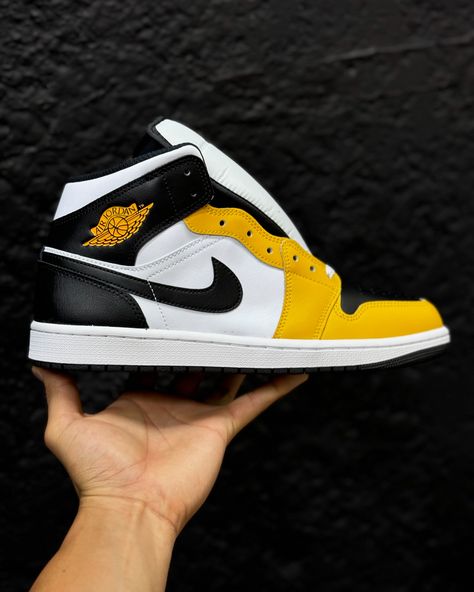 Jordan 1 Mid Yellow Ochre Talla 8mx 🇲🇽 Dm si te interesa😉 Jordan 1, Jordan