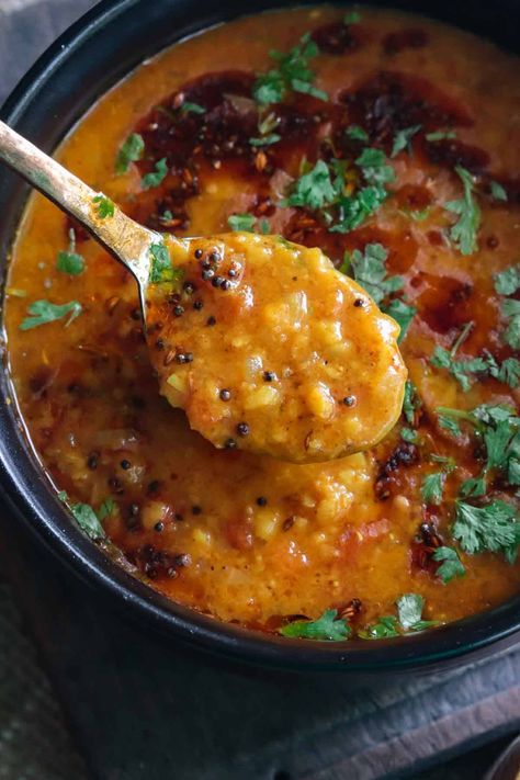 Instant Pot Toor Dal or Dal Tadka, popular Indian lentil dish made with split pigeon peas or arhar dal. Serve with Rice, Papad and pickles. Instant Pot Dhal, Yellow Daal Recipe Indian, Instant Pot Dahl, Instant Pot Daal Recipe, Dal Palak Recipe Indian, South Indian Dal Recipes, Toor Dal Recipe Indian, Split Pigeon Peas Recipe, Daliya Recipe Indian