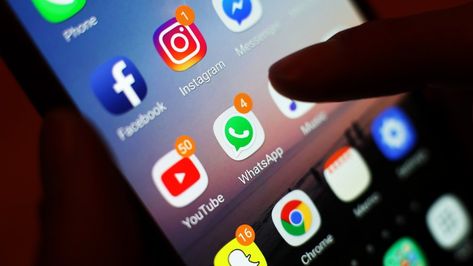 Social media sites should face regulation, the committee investigating fake news proposes. Social Media Company, Online Safety, Whatsapp Message, Social Media Site, Screen Time, सोशल मीडिया, Android Phone, The Guardian, Social Media Platforms