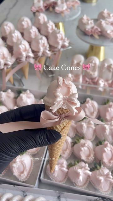 𝐋𝐮𝐱𝐮𝐫𝐲 𝐛𝐚𝐤𝐞𝐫 on Instagram: "🎀 Love shack fancy 🎀 Cake cones!  . . . . #cakecones #loveshackfancy #coquette #cakepop #luxurydesserts #luxurydessert #treatmaker" Loveshackfancy Cake, Love Shack Fancy Cake, Love Shack Fancy Party, Loveshackfancy Party, Cake Cones, Pink Dessert Tables, Fancy Birthday Party, Fancy Baby Shower, Birthday Sleepover Ideas