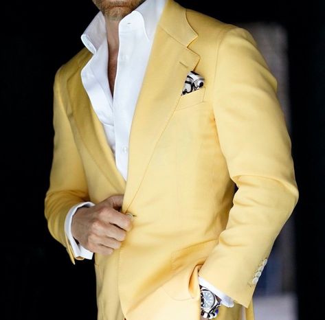 Yellow Blazer Outfit Men, Light Yellow Blazer Outfit, Yellow Blazer Outfit, Gentlemen Wear, Gown Party Wear, Yellow Blazer, Blazer Outfit, Men's Apparel, Light Yellow