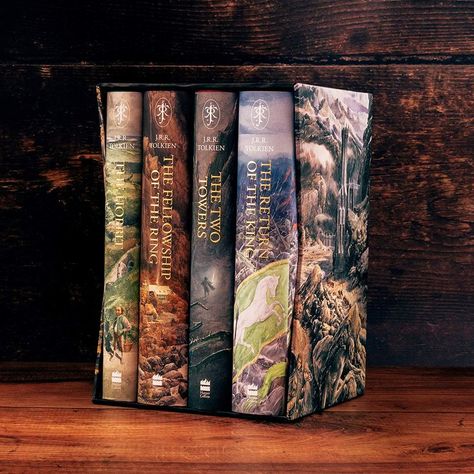 Tolkien Books Aesthetic, Jd Core, Lotr Books, Jrr Tolkien Books, Hobbit Book, J.r.r. Tolkien, Alan Lee, Illustrated Words, Tolkien Books