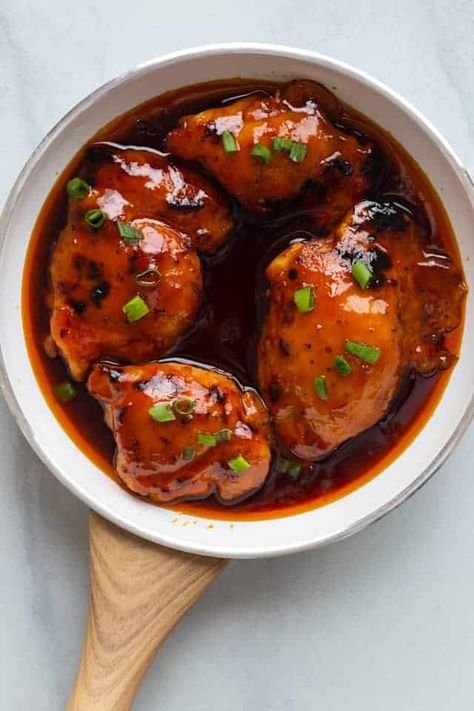 Honey Sriracha Sauce Recipe | Sauce Fanatic® Best Sauce Recipes, Amazing Sauces, Sriracha Sauce Recipe, Sriracha Chicken Wings, Siracha Sauce, Honey Sriracha Sauce, Best Sauce Recipe, Vegetarian Diets, Wing Sauce Recipes