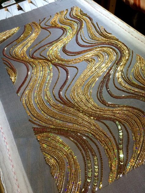 Tambour Beading, Haute Couture Embroidery, Gold Work Embroidery, Tambour Embroidery, Crazy Quilting, Couture Embroidery, Embroidery Designs Fashion, Gold Work, Gold Embroidery