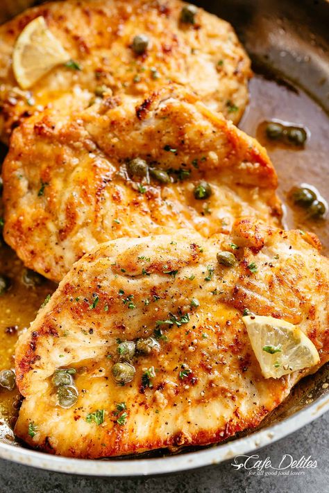 Garlic Twist, Crispy Chicken Breast, Olive Garden Chicken, Lemon Chicken Piccata, Chicken Piccata Recipe, Cafe Delites, Chicken Piccata, Olive Garden, Family Favorite Meals