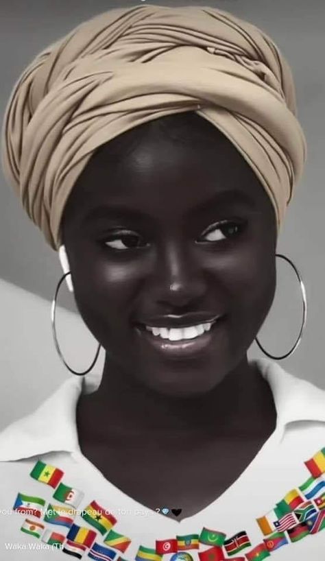 Dark Skin Beauty, Dark Skin Women, African Beauty, Dark Beauty, Black Women Art, 인물 사진, Doll Face, African Women, Black Is Beautiful