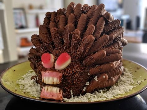 Hilariously Terrible But Beautiful Hedgehog Cake Fails Cake, Porcupine Cake, Cake Fail, Hedgehog Cake, Cake Fails, Fails, I Hope