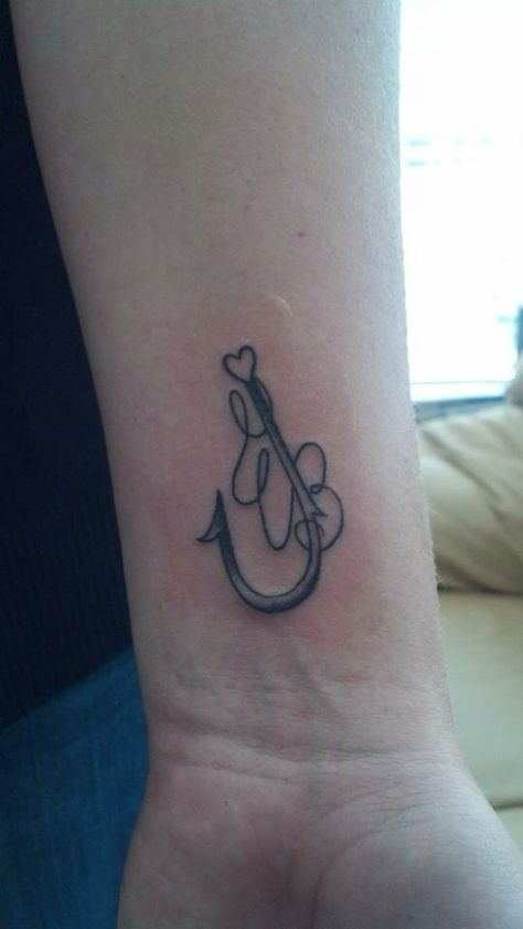 Hook tattoo with my grandfathers initials as the fishing line Fishing Line Tattoo Ideas, Small Hook Tattoo, Fish Hook Memorial Tattoo, Small Bass Fish Tattoo, Hook Tattoo For Women, Feminine Fishing Tattoo, Fish Hook Tattoo Women, Grandfather Tattoo Ideas, Grandfather Tattoo Memories