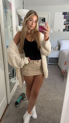 Celebrity Facts, Outfit Inspo Summer, Fit Ideas, Simple Trendy Outfits, Cute Everyday Outfits, Cute Simple Outfits, Really Cute Outfits, Outfit Inspo Fall, Cute Summer Outfits