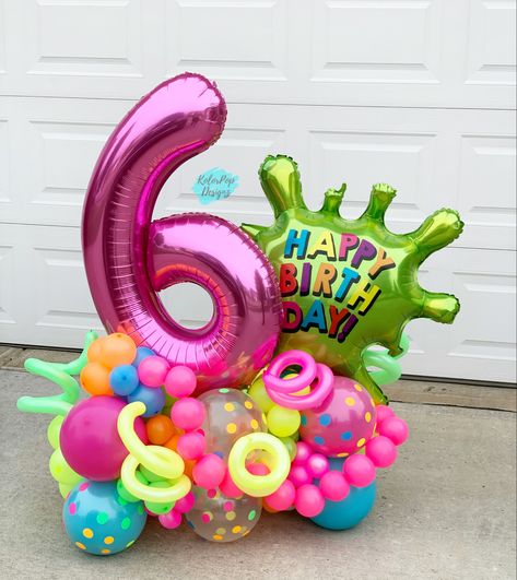 #balloons #slimeparty #balloonbouquets #kolorpopdesignz Slime Centerpieces Ideas, Slim Party Ideas, Slime Party Theme, Slime Birthday Party Ideas Decorations, Slime Party Ideas Decoration, Slime Themed Birthday Party, Slime Birthday Party Ideas, Slime Birthday Cake, Slime Party Ideas