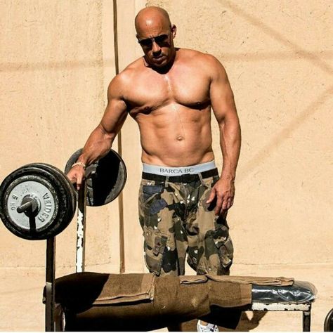 Vin Diesel Workout, Vin Diesel Shirtless, Workout Instagram, Action Movie Stars, Sung Kang, Dominic Toretto, Ang Lee, Michelle Rodriguez, Jason Statham