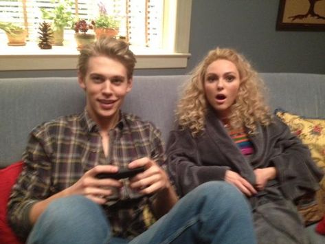 Austen Butler, Carrie Diaries, Gossip Girl Fashion Blair, The Carrie Diaries, Chuck Blair, Callum Turner, Annasophia Robb, Jamie Campbell Bower, Austin Butler