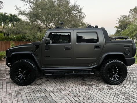 2008 HUMMER H2 WITH AVERY DENNISON SW900 SATIN BASALT WRAP Aesthetic Car Driving, Car Shop Ideas, Car Couple Aesthetic, Hummer Car, 2023 Toyota Tacoma, Cars Decorations, Hummer Truck, Hummer Cars, Tonka Truck