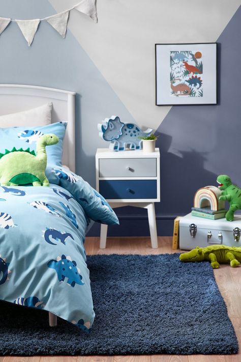 Maximizing Space: Creative Boys Bedroom Ideas for Small Rooms – lanzhome.com Toddler Blue Room, Small Boy Room Ideas, Blue Room For Boys, Blue Boys Room Ideas, Toddler Bedroom Boy Ideas, 2 Boys Room Ideas, Boys Bedroom Colour Scheme, Blue Toddler Room Boy, Boys Blue Bedroom Ideas