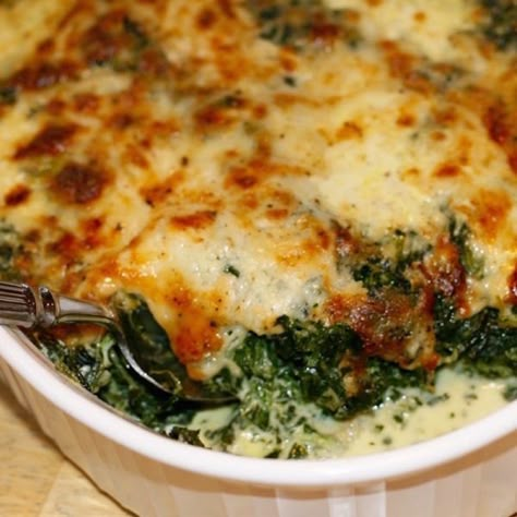 Baked Creamed Spinach, Creamed Spinach Casserole, Benefits Of Spinach, Cream Spinach, Spinach Recipes Healthy, Creamed Spinach Recipe, Spinach Benefits, Veggie Side Dish Recipes, Recipe Spinach