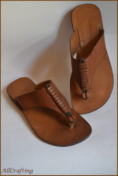 Ancient Style Leather Sandals, Brown Leather Sandals, Toe Ring Sandals, Wedding Sandals, Summer Sandals, Leather Flats, Flat Sandals-US62 by AllCrafting on Etsy Bohemian Sandals, Sandals Wedding, Diy Slippers, Toe Ring Sandals, Men Sandals, Genuine Leather Sandals, Mens Leather Sandals, Sandals Brown, Brown Leather Sandals