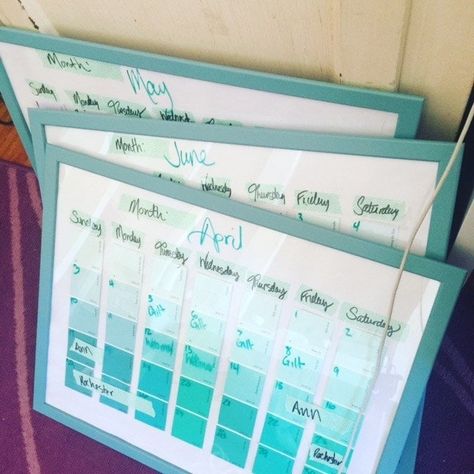 DIY Dry Erase Calendar: The Easiest Way to Organize Your Life Diy Reusable Calendar, Organize Calendar, Diy Calendar Board, Diy Dry Erase Calendar, Homemade Calendar, Task Calendar, Quarterly Calendar, Beige House, Life Calendar