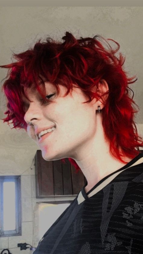 Red Hair Mullet Men, Grunge Mullet Curly, Hair Color Crazy Short Funky Hairstyles, Grunge Mullet Shaved Sides, Red Short Hair Ideas, Hair Color Mullet, Red Grunge Hair, Dyed Hair Mullet, Red Haircut Ideas