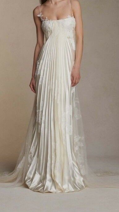 Greek Goddess Evening Gowns, Ancient Greece Wedding Dress, Ancient Greek Inspired Dress, Greek Aesthetic Wedding, Aphrodite Wedding Dress, White Flowy Dress Goddesses, Roman Wedding Dress, Greek Wedding Dress Goddesses, White Greek Goddess Dress