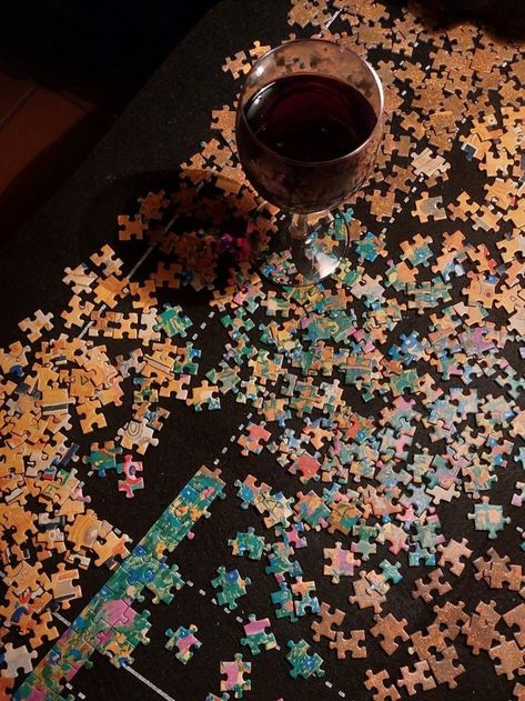 Winter Wine Aesthetic, Date Night Inspiration, Family Date Aesthetic, Puzzle Date Night Aesthetic, Fall Date Night Aesthetic, Doing A Puzzle Aesthetic, Cozy Game Night Aesthetic, Doing Puzzles Aesthetic, Cozy Winter Activities