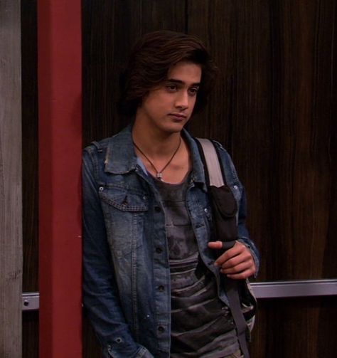 Avan Jogia Victorious, Jade And Beck, Beck Oliver, Victorious Cast, Zendaya Maree Stoermer Coleman, Avan Jogia, Joe Keery, Beck, New Girl