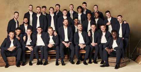 England on Twitter: "Ready for the @FIFAWorldCup! 📸 #ThreeLions | @marksandspencer https://t.co/cP6RCQqjug" / Twitter Harry Styles Outfit Ideas, England World Cup Squad, Nike Event, Italy National Football Team, England Football Players, England Squad, England National Football Team, Harry Maguire, 3 Lions