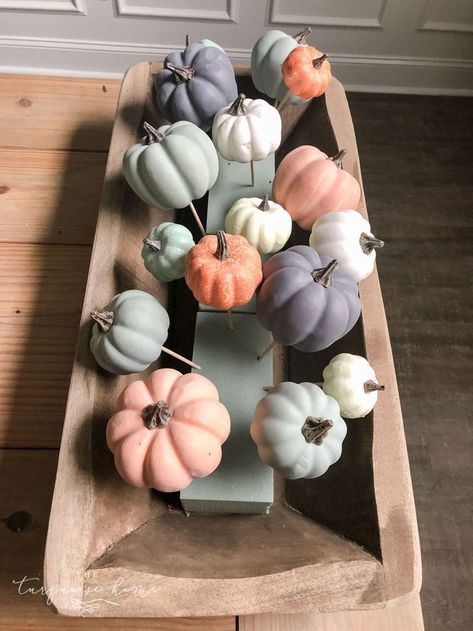 Small Dough Bowl Fall Decor, How To Decorate A Dough Bowl For Fall, Small Fall Centerpieces For Table, Pumpkin Dough Bowl, Simple Fall Table Decor, Fall Dough Bowl, Pumpkin Dough, Dough Bowl Centerpiece, Fall Thanksgiving Decor