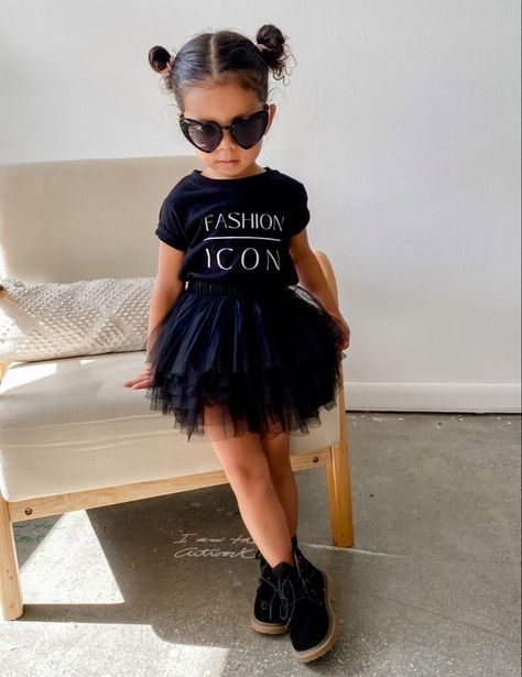 Toddler Tutu Outfits, Toddler Girl Birthday Outfit Ideas, Girl Toddler Outfits, Toddler Fashion Girl, Toddler Outfits Girl, Toddler Birthday Outfit Girl, Baby Tutu Outfits, Toddler Fall Outfits Girl, Short Noir