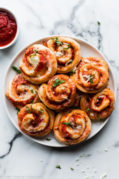 Pepperoni Pizza Rolls | Sally's Baking Addiction Party Pantry, Pizza Rolls Recipe, Pepperoni Pizza Rolls, Homemade Pizza Rolls, Homemade Pepperoni Pizza, Pizza Roll Recipe, Pizza Vegana, 2024 Recipes, Sally's Baking