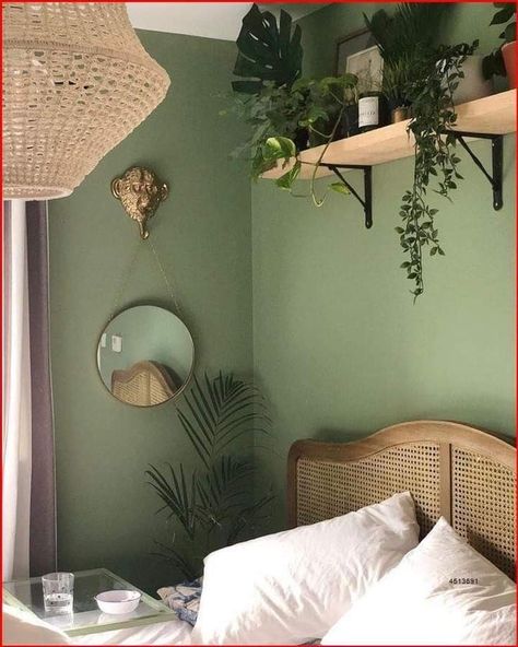 Green Room Ideas Bedroom, Green Bedroom Walls, Sage Green Bedroom, Sage Green Walls, Green Bedroom, Green Walls, Redecorate Bedroom, Green Rooms, Bedroom Green