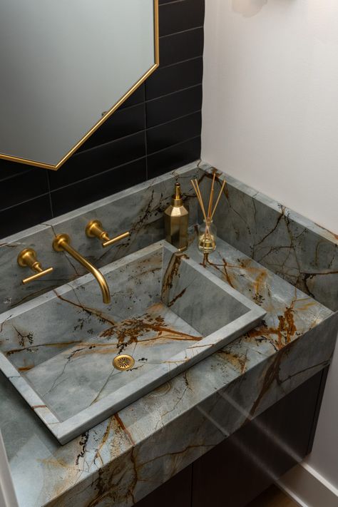 Bathroom Sink Design, Marble Sink, Modern Bathroom Sink, Bathroom Inspiration Modern, Gold Bathroom, Sink Design, Bathroom Countertops, Bathroom Design Luxury, Dream Bathrooms