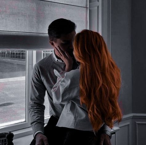 Red Head Girlfriend Aesthetic, Redhead Romance Aesthetic, Brunette And Red Hair Couple, Redhead With Boyfriend, Redhead Girl And Black Haired Boy, Ginger Girlfriend Brunette Boyfriend, Red Head Couple Aesthetic, Red Hair Couple Aesthetic, Red Head And Brunette Couple