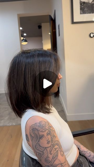 Dominick Serna on Instagram: "•before and after• My friend @brecolehair wanted a big change! She wanted a long bob with a shorter face frame and layers with texture so it wasn’t all one length. I love the change on her. I love how a haircut can transform someone and give them a love for their hair and feel good about themselves. One of the biggest reasons why I got into doin hair. I saw the way this guy cut someone’s hair and how he made them feel and look amazing. I was sold. Nothing better🖤 Love y’all DomDom" Face Frame And Layers, Textured Long Bob, One Length Bobs, Before And After Haircut, Long Pixie Hairstyles, Face Frame, Long Face Hairstyles, Long To Short Hair, Hair Upstyles