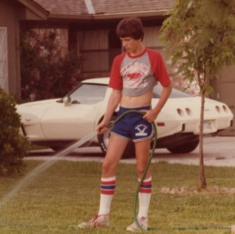 Super 70s Sports on Twitter: "We all knew at least five guys who looked exactly like this in 1981.… " Men Crop Top, 80s Mens Fashion, Crop Top Men, 80s Crop Top, Male Crop Top, 80s Fashion Men, 70s Shorts, 80s Shorts, Mens Crop Top