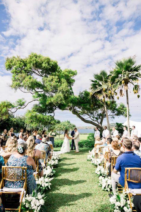 See Maui Pineapple Chapel, a beautiful Maui wedding venue. See prices, detailed info, and photos for Hawaii wedding reception venues. Island Chic Wedding, Hawaii Wedding Reception, Island Chic, Wedding Venues Hawaii, Hawaii Honeymoon, Maui Wedding, Ceremony Seating, Boho Wedding Inspiration, Wedding 2025