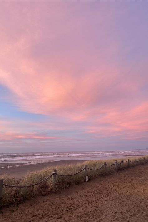 Oregon Sunset, Pacific Northwest Beach, Oregon Beach, Oregon Summer, Oregon Aesthetic, Seaside Oregon, Oregon Pictures, Cute Home Screen Wallpaper, Oregon Life