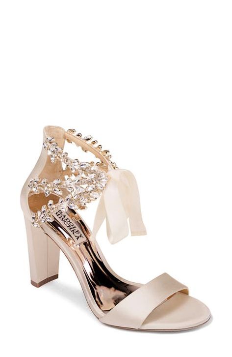 Country Shoes, Wedding Shoes Bride, Wedding Shoes Heels, Wedding Heels, Bride Shoes, Evening Shoes, Marchesa, Badgley Mischka, Sandal Women