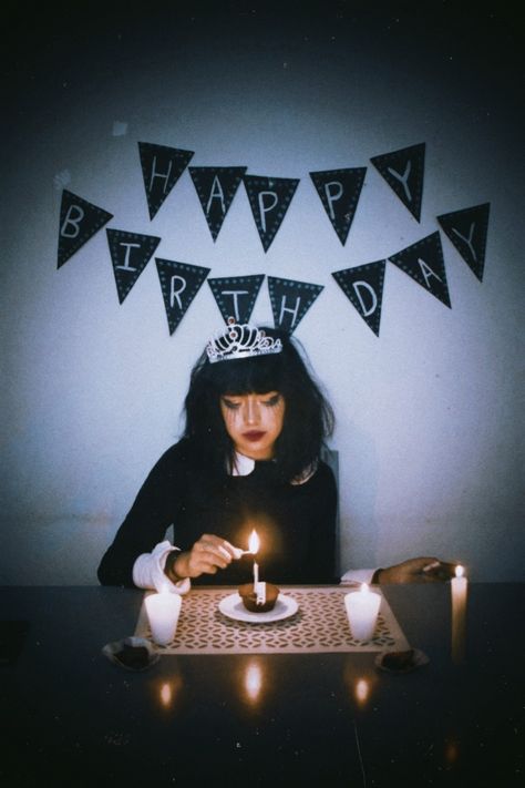 Pity Party Aesthetic Photoshoot, Pity Party Photoshoot Ideas, Crying Birthday Photoshoot, Party Theme Photoshoot, Spooky Birthday Photoshoot, Pity Party Photoshoot, Alt Birthday, Grunge Birthday, Emo Party