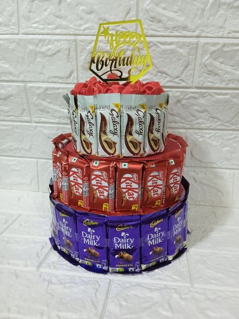 Chocolate Tower Hamper, Chocolate Tower, Ide Hampers, Wedding Hampers, Wedding Cermony, Wedding Packing, Galaxy Chocolate, Chocolate Bouquet Diy, Free Wedding Invitation Templates