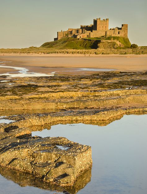 Bamburgh Castle, Northumberland. Stunning. Spent the afternoon there and the beach is empty, big and beautiful. Bebbanburg Castle, Bamburgh Castle, Travel English, Castles To Visit, English Cottages, English Castles, Castles In England, Somewhere In Time, Northern England