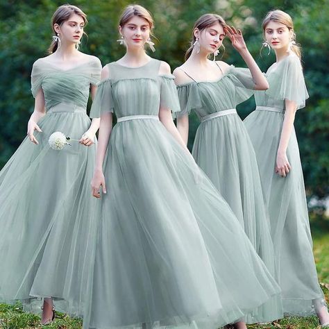 Braidsmaid Dresses, Casual Bridesmaid Dresses, Desi Wedding Dresses, Simple Bridesmaid Dresses, Bridesmaid Dresses With Sleeves, Simple Gowns, Gaun Fashion, Maid Of Honour Dresses, Elegant Bridesmaid Dresses