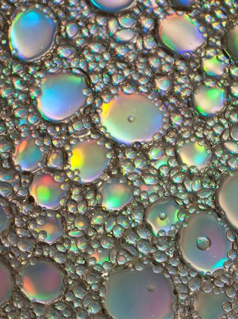 Space Grunge, Rainbow Water, Rainbow Bubbles, Water Bubbles, Soap Bubbles, Japanese Sweets, Abstract Nature, Color Textures, Macro Photography