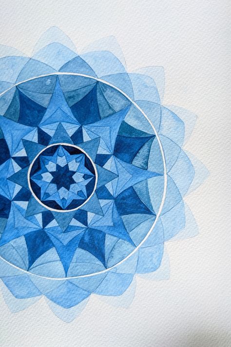 Mandalas, Monochromatic Sketches, Monochromatic Art Ideas, Monochromatic Art Painting, Mandala Lines, Watercolour Mandala, Monochromatic Colour Scheme, Monochromatic Drawing, Monochromatic Artwork