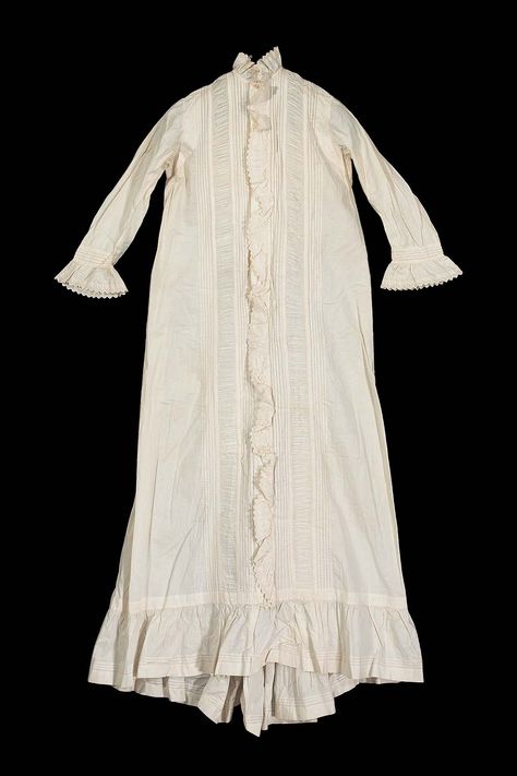 Victorian Children's Clothing, White Cotton Nightgown, 19th Century Dress, Wedding Nightgown, 1870s Fashion, Century Dress, Cotton Wedding, Cotton Nightgown, 18th Century Fashion