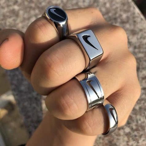 Nike Ring, Streetwear Jewelry, Ring Man, Nike Gold, Dope Jewelry, Swoosh Logo, Custom Nikes, Cute Rings, Hand Jewelry